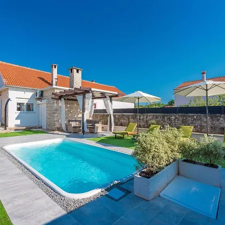 Holiday Marcela With Pool, Zadar County Βίλα Pridraga